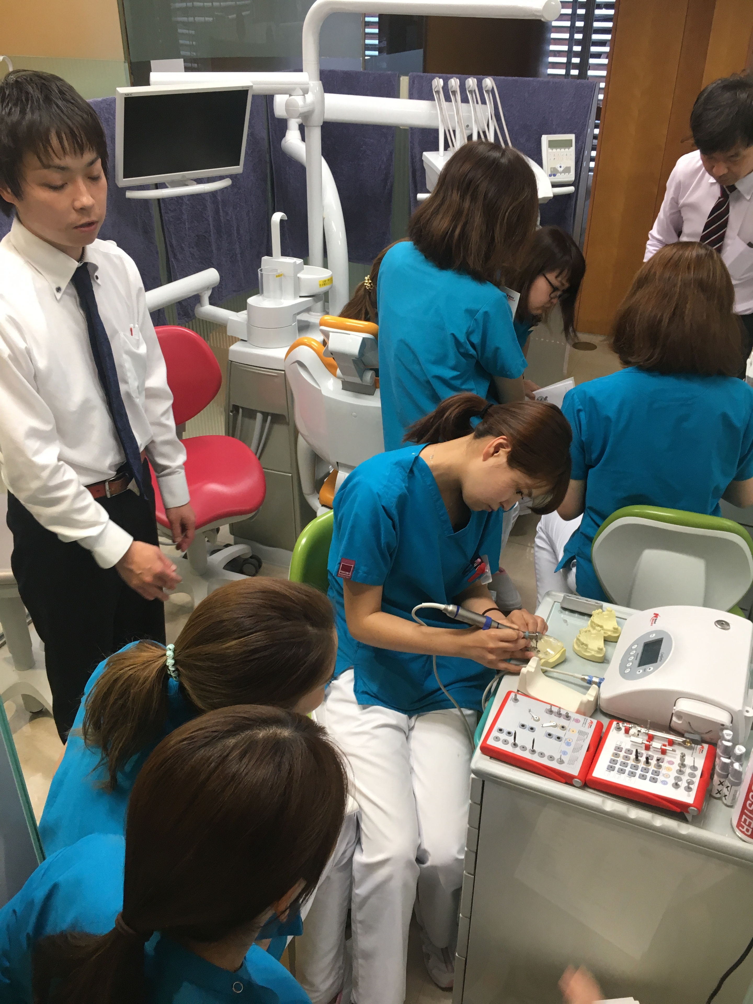 ノーベル実習風景２